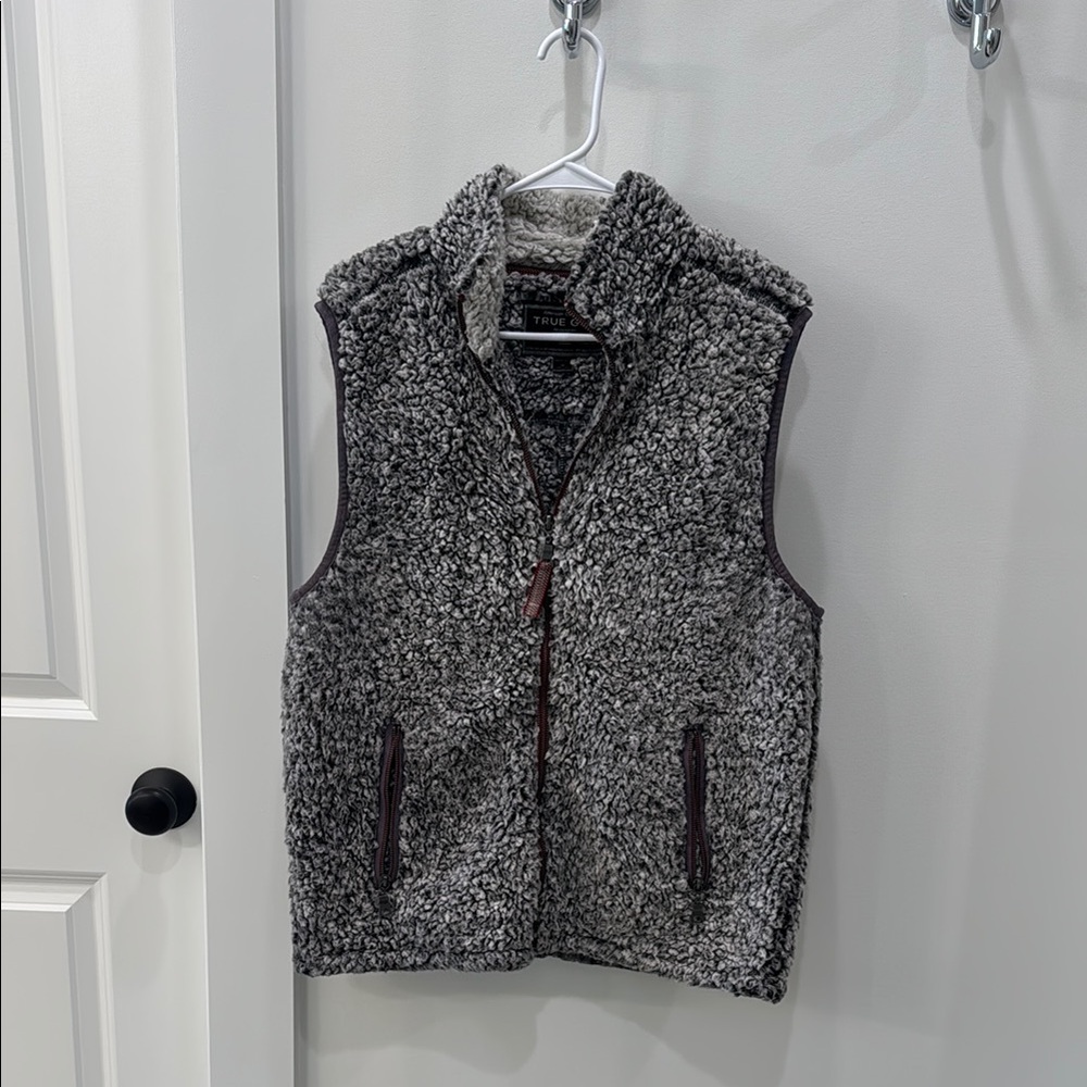 True Grit Charcoal Sherpa Vest